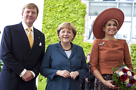 Merkel empfängt das niederländische Königspaar  Willem-Alexander und Máxima