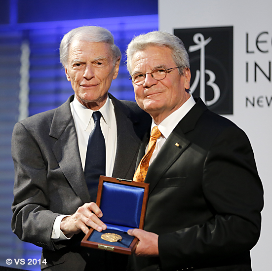 Verleihung der Leo-Baeck-Medaille an Bundespräsident Gauck